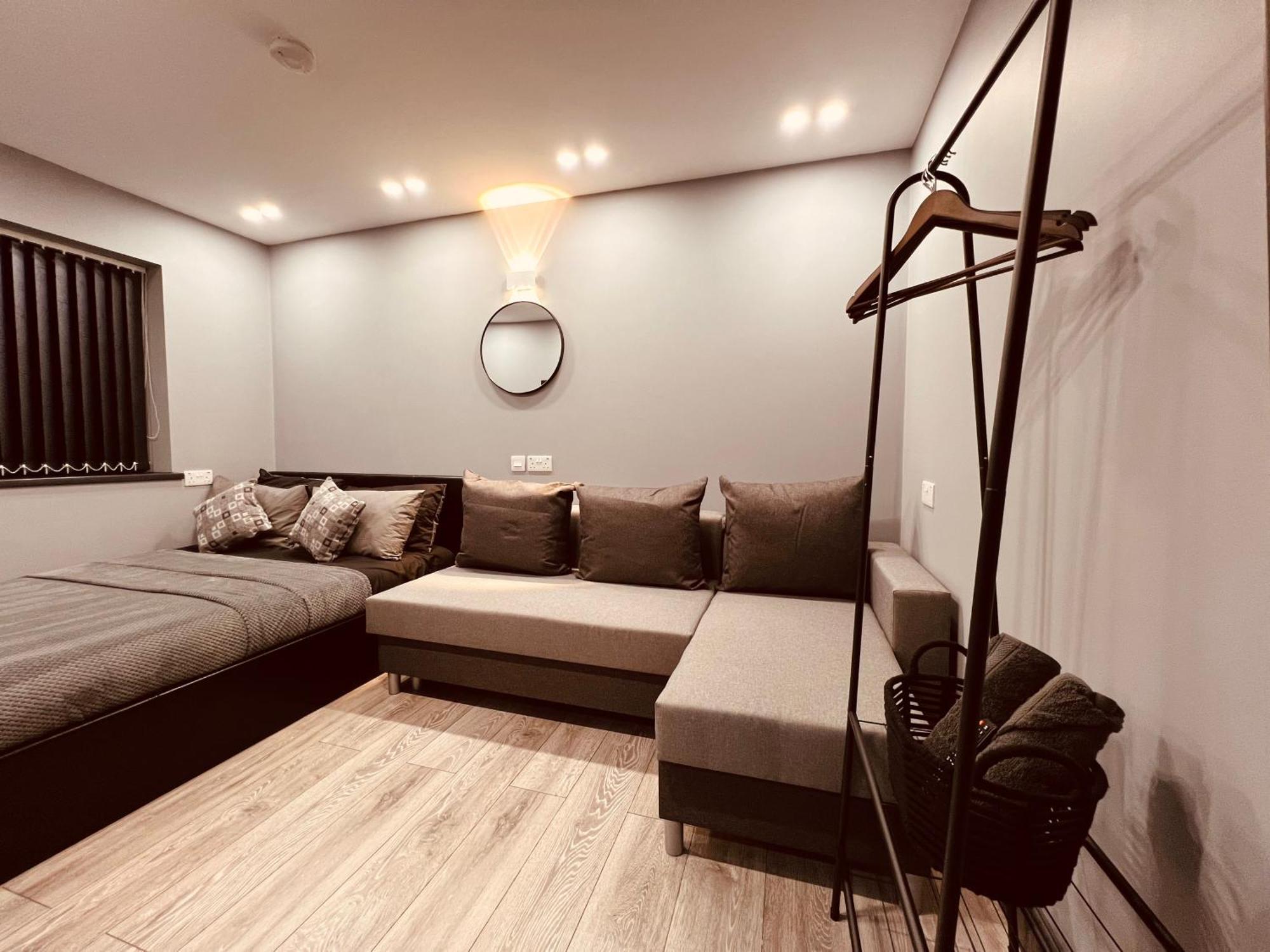 Urban Escape *4 Bedroom House* With Free Parking バーミンガム エクステリア 写真